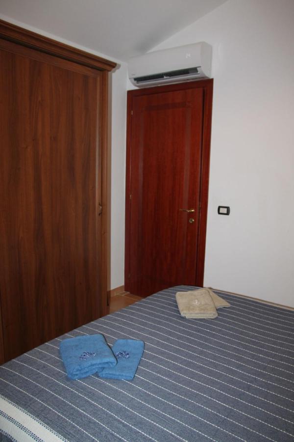 Ferienwohnung Magibac Due - Casa Vicino Aeroporto E Mater Olbia Exterior foto