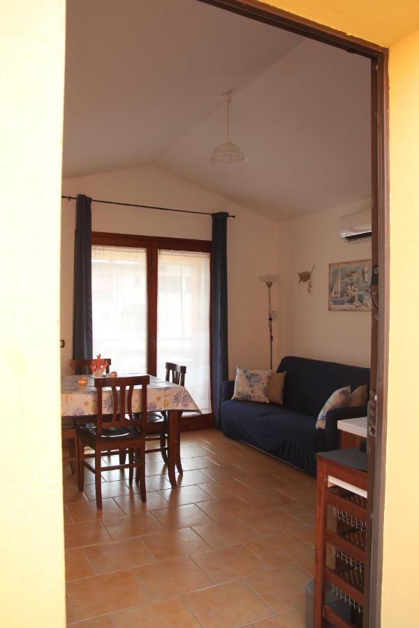 Ferienwohnung Magibac Due - Casa Vicino Aeroporto E Mater Olbia Exterior foto